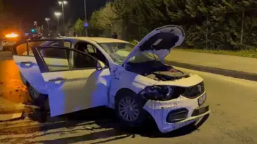 Kartal'da Taksiye Çarpan Otomobilin Sürücüsü Yaralandı