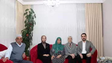 Tercan Kaymakamı Şehit Ailesine İftar Ziyareti Gerçekleştirdi