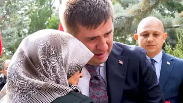 Şehit annesinin sözleri yürekleri burktu, Vali gözyaşlarını tutamadı