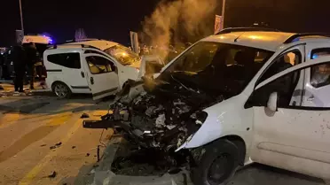 AVM önündeki kavşakta zincirleme kaza! Can pazarı yaşandı