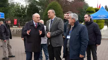 Bayram arifesinde şehir mezarlığında Kur'an tilaveti