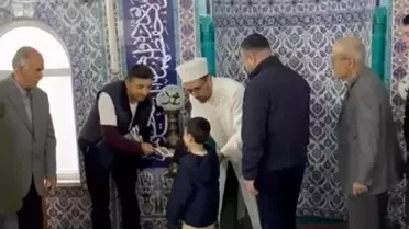 Bayram Namazında Çocuklara Harçlık