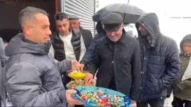 Başhan Köyü'nde Bayram Geleneği Sürüyor