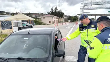 Jandarma'dan Sürücülere Bayram İkramı