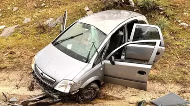 Kula'da Otomobil Devrildi: 1 Yaralı