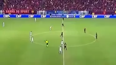 Yok böyle gol! Topa dokunmadan 1-0 öne geçtiler