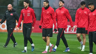 3 Büyüklerden 32 Futbolcu Milli Takımlara Davet Edildi