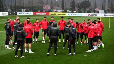 A Milli Takım, Romanya Maçı Öncesi Hazırlıklarını Sürdürüyor