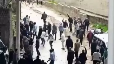 Bayram günü mahalle savaş alanına döndü! 3 ölü, 22 yaralı