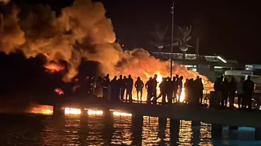 Bodrum'da Motoryat Yangını: 7 Araç Battı