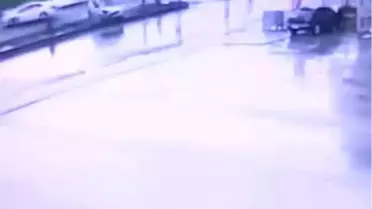 Diyarbakır'da Trafik Kazası: 2 Yaralı