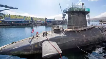 İngiltere'de nükleer denizaltıların bulunduğu üsse girmeye çalışan 2 kişiye gözaltı