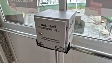 Hal Camii'nde Sadaka Kutusuna Hırsızlık