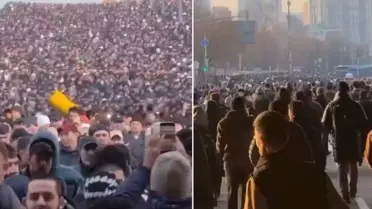 Rusya'da binlerce Müslüman bayram sabahı camilere akın etti