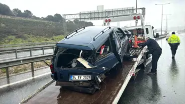 Sultangazi'de İki Trafik Kazası: 9 Yaralı
