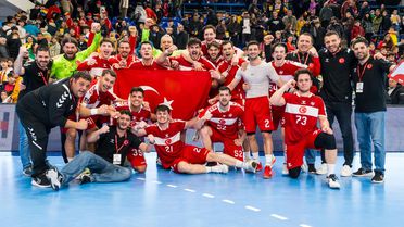 Hentbol Milliler 3. Tura Yükseldi