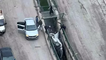 Karabük'te Alkollü Sürücü Market Önünde Kazaya Neden Oldu