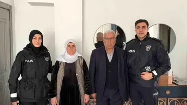 Özalp ilçesinde şehit ailelerine bayram ziyareti