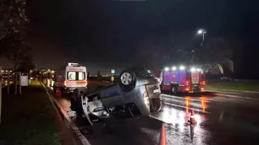 Pendik'te Hızlı Araç Kaza Yaptı: 3 Yaralı