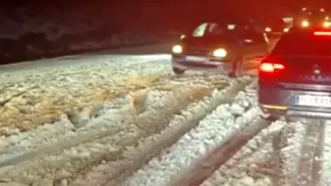 Şanlıurfa'da Dolu ve Kar Yağışı Sürücüleri Zora Soktu