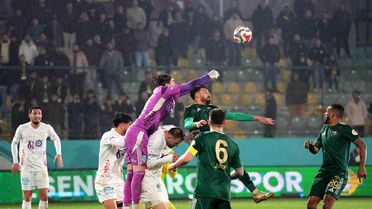 Esenler Erokspor, Erzurumspor'a 0-2 Kaybetti