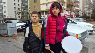 Minik Davulcu Bayram Neşesi Yaydı
