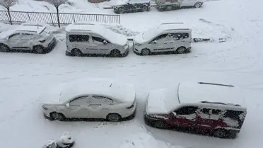 Yüksekova Beyaza Büründü