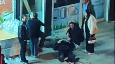 Mamak'ta Belediye Otobüsünde 'Yan Bakma' Kavgası: 1 Yaralı