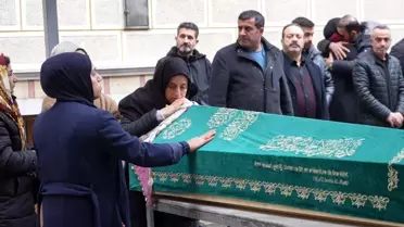 Boşanma Aşamasındaki Kadın Vahşice Öldürüldü