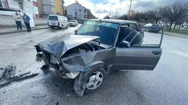 Karaman'da Trafik Kazası: 2 Yaralı