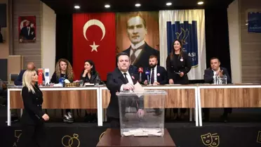 Kuşadası Belediye Başkanı Günel'in yerine Demirtaş getirildi