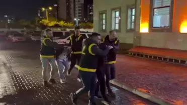 Adana'da Bıçaklı Trafik Tartışması