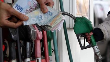 Akaryakıta çifte zam! Motorin fiyatı 80 lirayı geçti