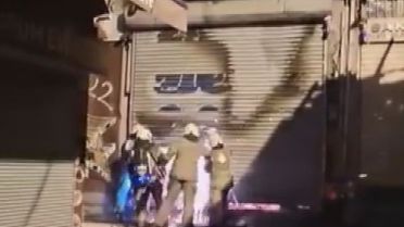 Beyoğlu'nda Yangın Panik Yarattı