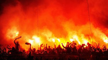 Galatasaray'ın eski yıldızı koca ülkeyi karıştırdı
