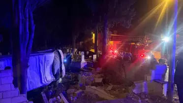 Köşk'te minibüs mezarlığa uçtu: 3 yaralı