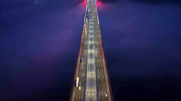 İstanbul'da Büyüleyici Sis Manzarası