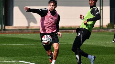 Beşiktaş Fenerbahçe Maçına Hazırlanıyor