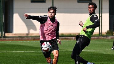 Beşiktaş, Fenerbahçe derbisi için antrenmana başladı