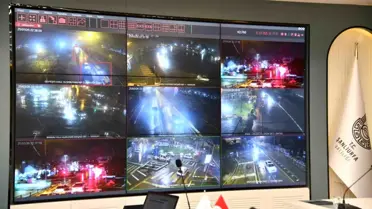 Şanlıurfa'da Selde Mahsur Kalan Aile Kurtarıldı