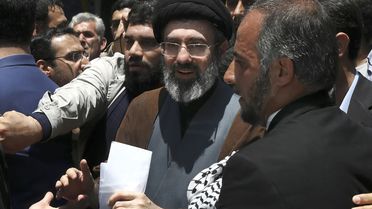 İran'dan ABD ile ateşkes görüşmeleri için ağır şartlar: Üslerin tamamı kapatılacak