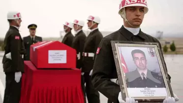 Şehit Akarsel'in naaşı memleketine uğurlandı