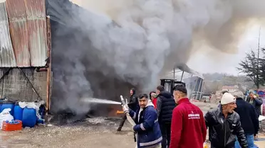 Bolu'da Depoda Yangın Çıktı