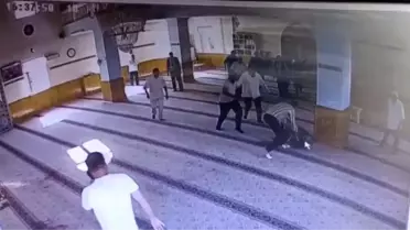 Camide Komşusunu Öldüren Sanığa 16 Yıl Ceza