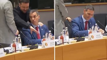 Herkes Zelenski'yi ayakta alkışladı, bir tek o lider istifini bozmadı