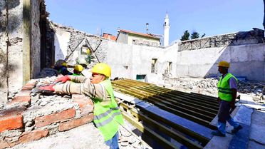 İzmir Büyükşehir Belediyesi'nden kamuya büyük destek