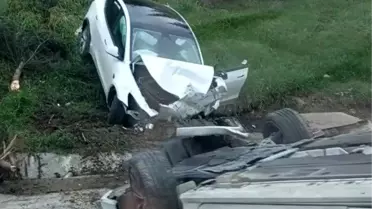 Kontrolden Çıkan Tesla, Park Halindeki Araca Çarptı