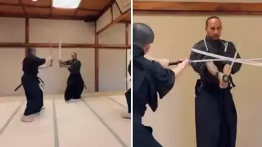 Onu daha önce böyle görmediniz! Dünyaca ünlü isim kılıcını çekti