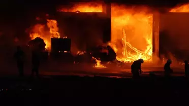 Trabzon'daki Fındık Fabrikası Yangını Kontrol Altına Alındı