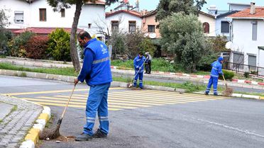 Aydın Büyükşehir Belediyesi'nin kent genelindeki çalışmaları sürüyor